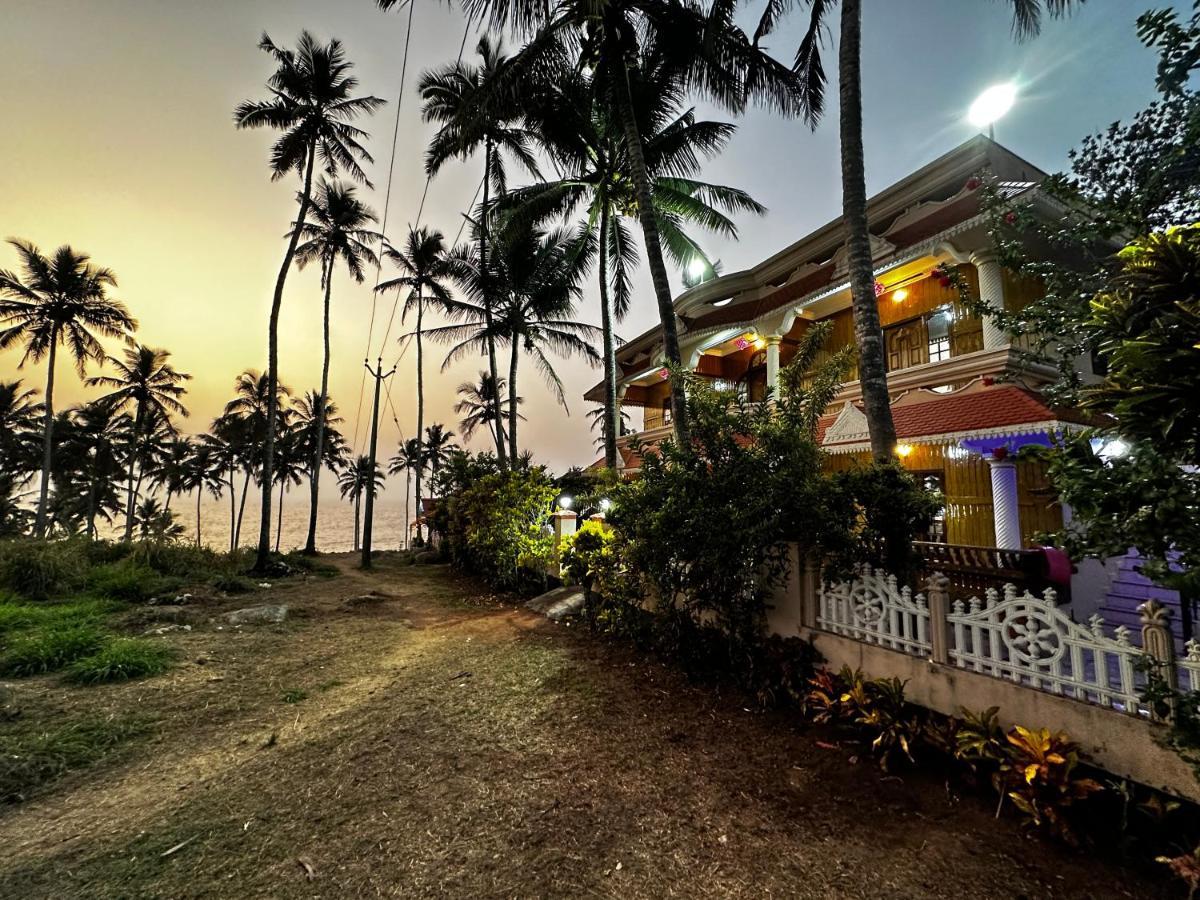Kovalam Beach House ภายนอก รูปภาพ